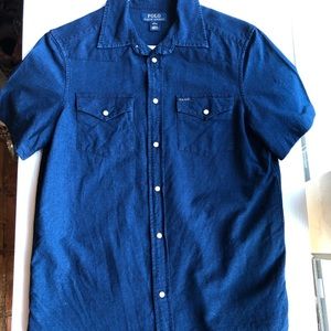 Short sleeve shirt
